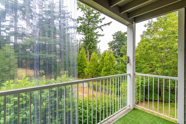 Building Photo - Updated 2 Bedroom 2 Bath Condo near Ft. Nu...