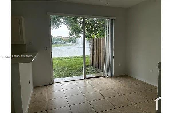 Building Photo - 2704 SE 15th Pl