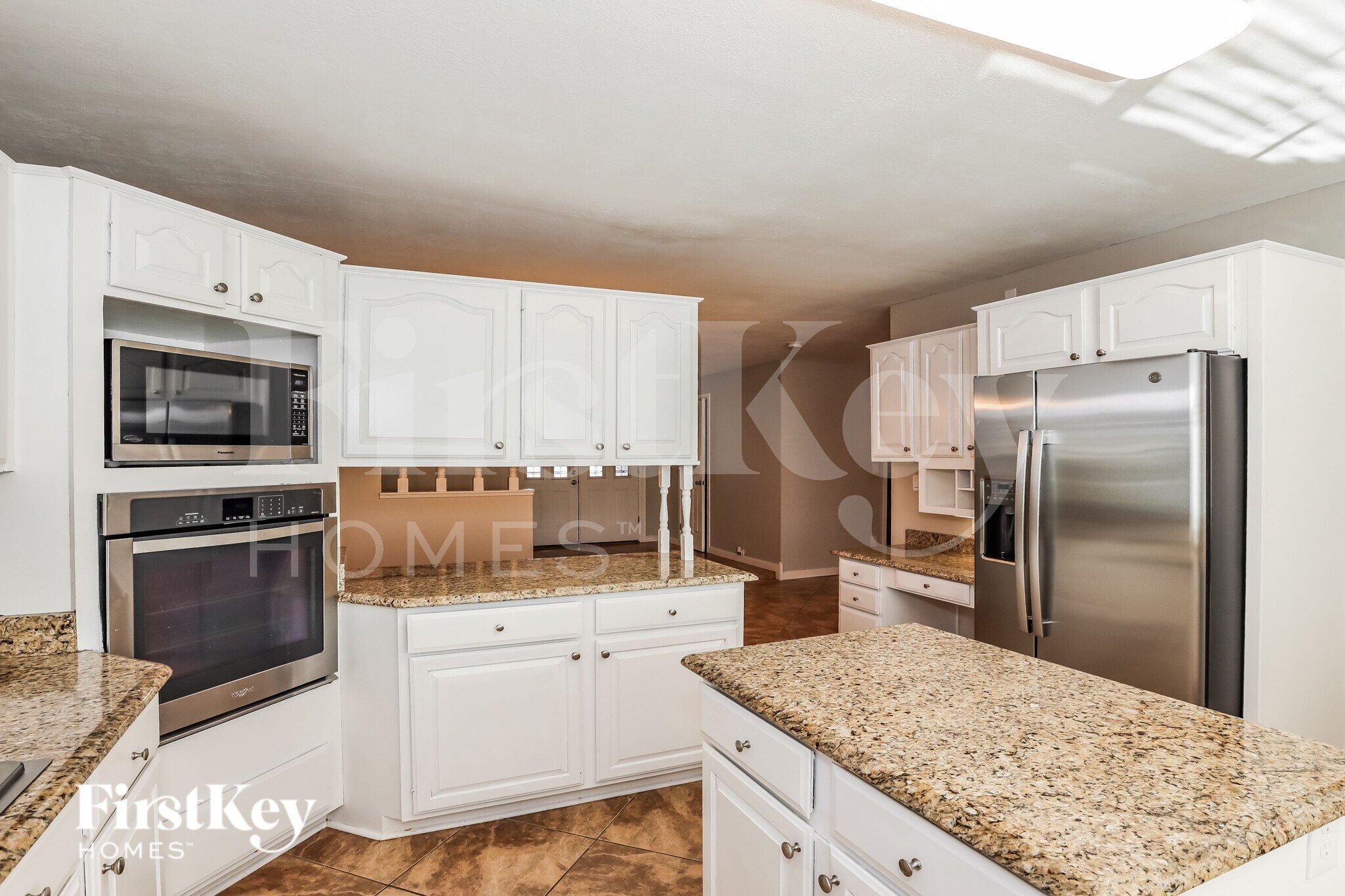 Building Photo - 4845 W Las Palmaritas Dr