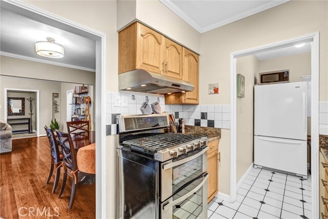 Building Photo - 1130 N Cordova St