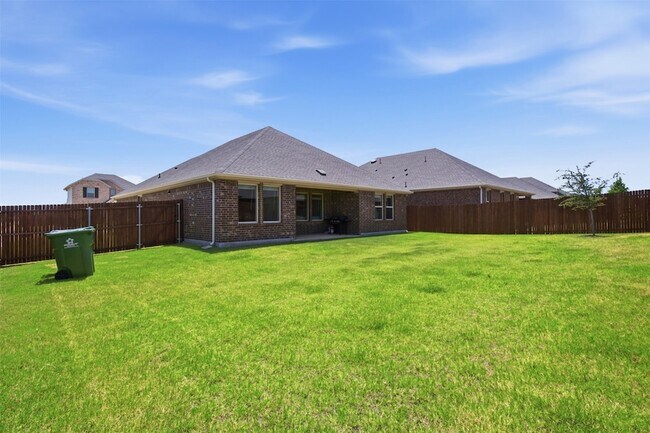 Building Photo - 9937 Tin Star St