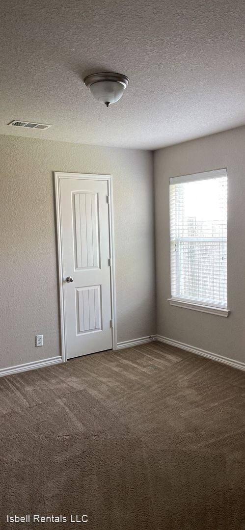 Building Photo - 3 br, 2 bath House - 3000 Montague County ...