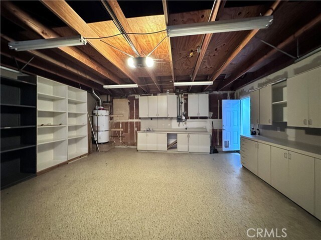 Building Photo - 8682 Camel Cir