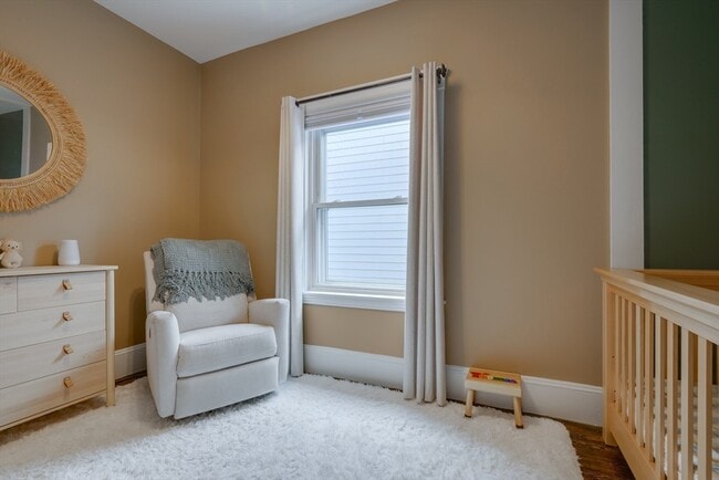 Building Photo - 41 Farragut Rd