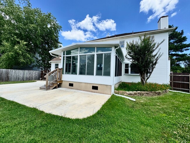 Building Photo - 2309 Cornstalk Ct