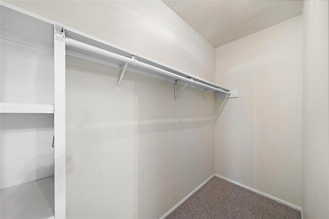 Building Photo - 2207 S Braeswood Blvd