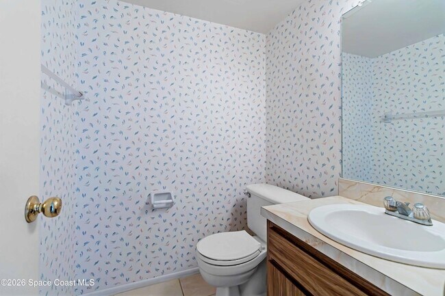 Building Photo - 1020 Abada Ct NE