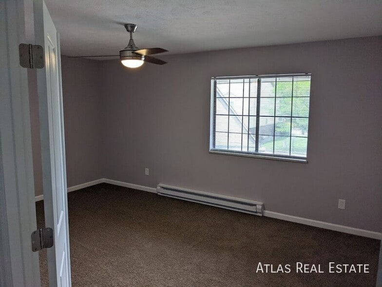 Building Photo - 13917 E Oxford Pl