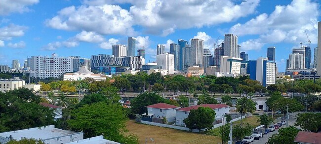 Building Photo - 36 NW 6th Ave