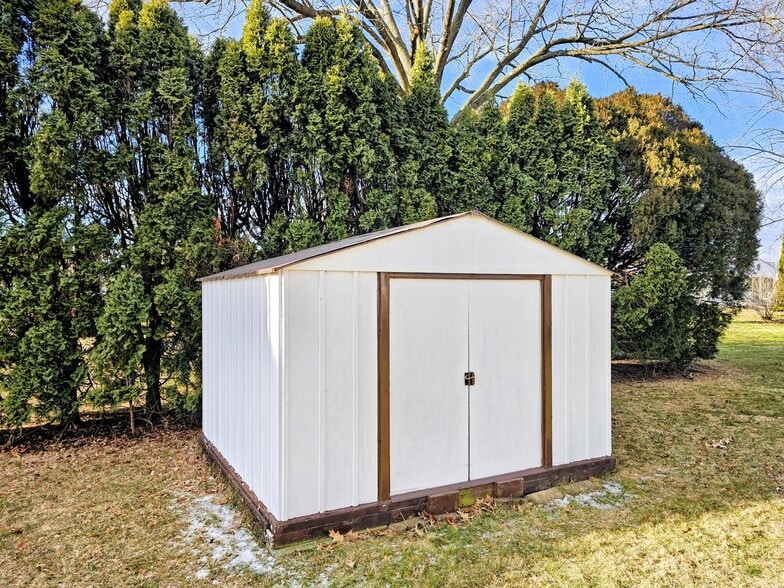 Building Photo - 1007 Lilac Ln