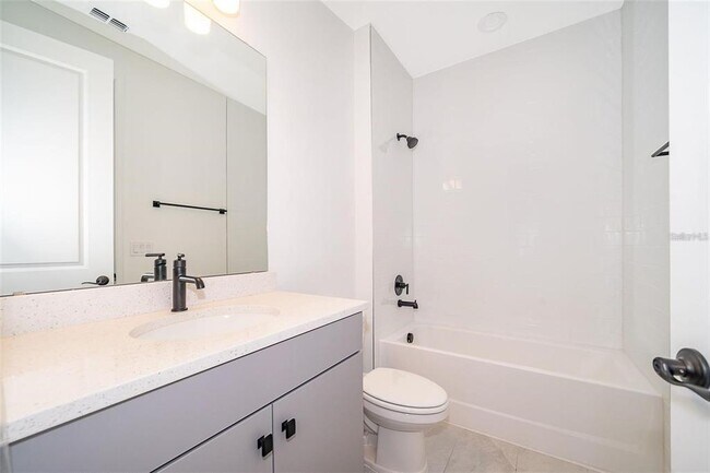 Building Photo - 4687 Cragmere Lp