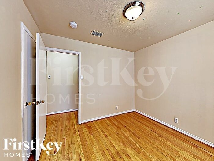 Building Photo - 13630 Onyx Ln
