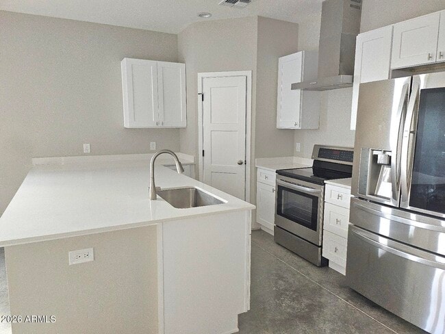 Building Photo - 1401 S 11th Ave