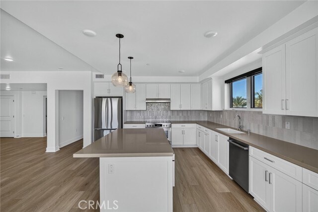 Building Photo - 24722 Del Prado Ave