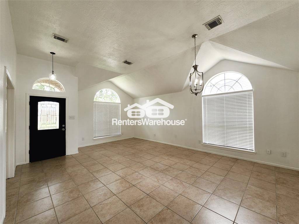 Building Photo - 2810 Autumn Springs Ln