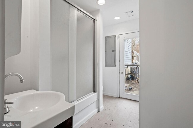 Building Photo - 26 Worrell Rd