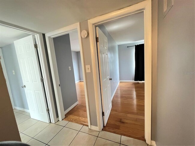 Building Photo - 2535 N Alafaya Trail