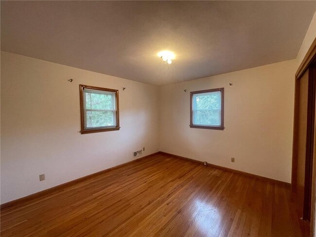 Building Photo - 1056 Ingerson Rd