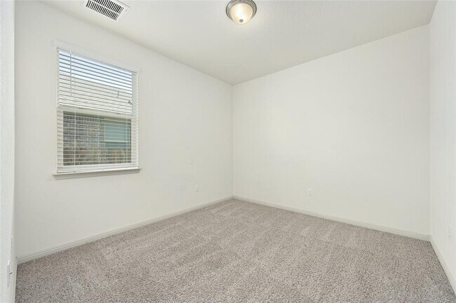 Building Photo - 18412 Calasetta Dr