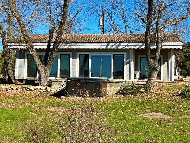 Building Photo - 17313 W Beach Rd