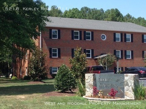 Primary Photo - Great Two Bedroom, One Bathroom apartment