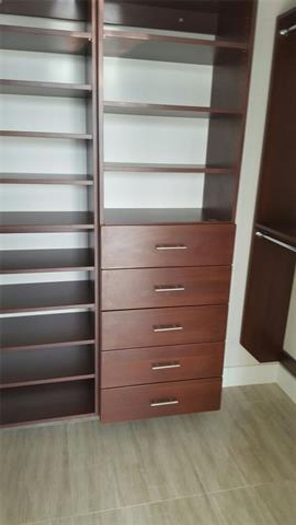 Building Photo - 9940 W Bay Harbor Dr