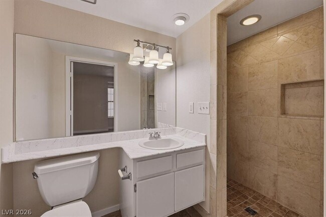 Building Photo - 2410 Pickwick Dr
