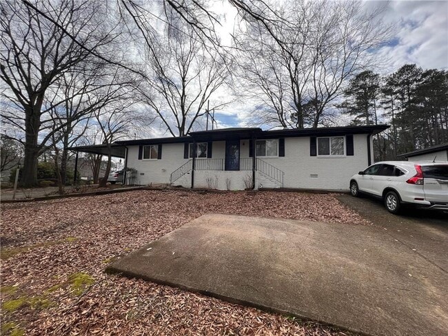 Building Photo - 1076 Vonda Ln SW
