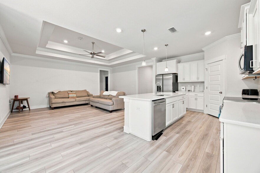 Building Photo - 1118 Pheasant Cir