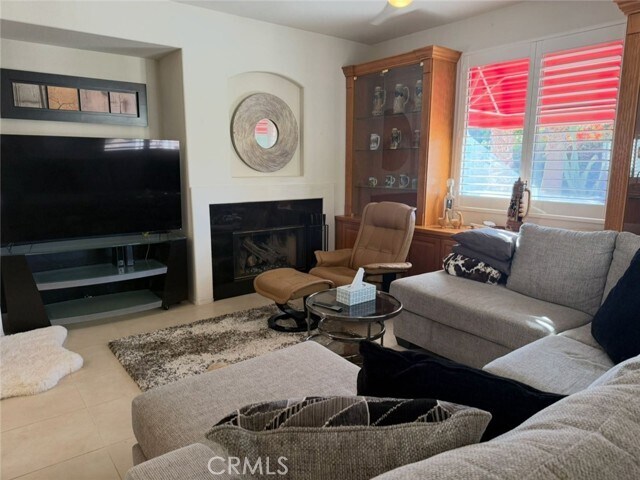 Building Photo - 37677 Emerson Dr