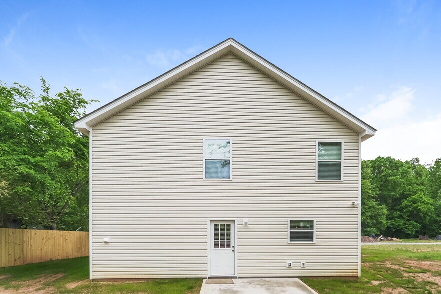 Building Photo - 1350 Mason St