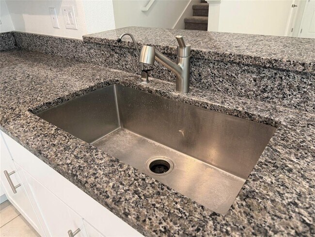 Building Photo - 17608 Nectar Flume Dr