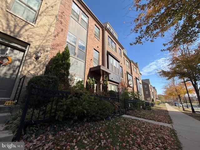 Building Photo - 4638 Woodberry St