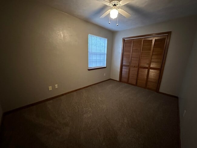 Building Photo - 4130 Stag Run Ct