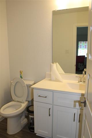 Building Photo - 3108 Armstrong Ave