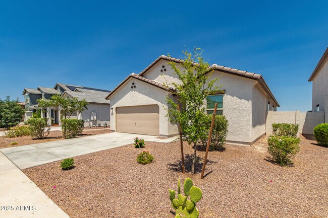 Building Photo - 5875 N 195th Dr
