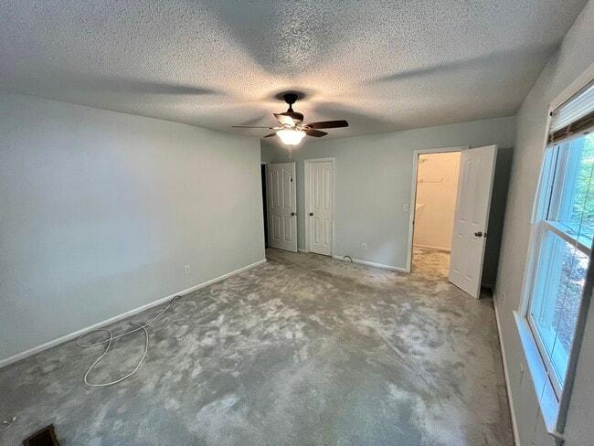 Building Photo - 27036 Fahleh Cove