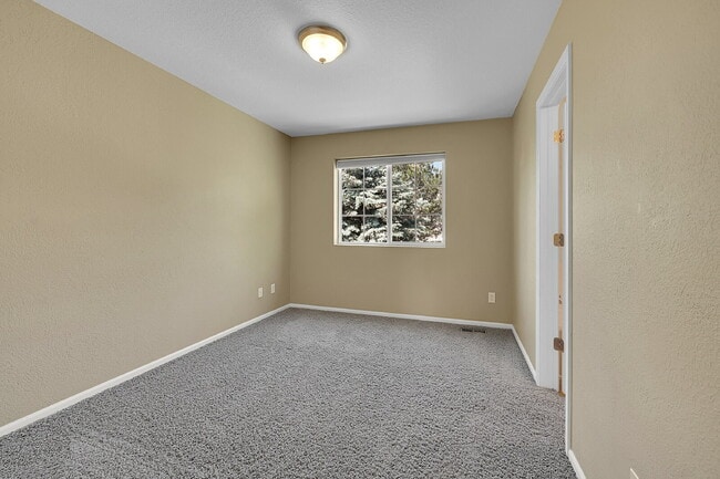Building Photo - $2,495.00 - 3 Bed, 2.5 Bath Single Family ...