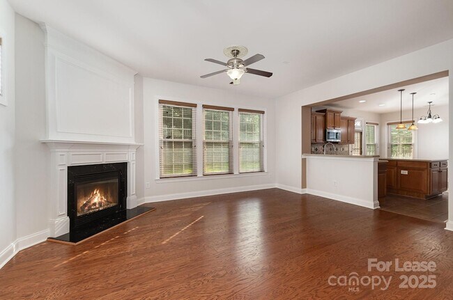 Building Photo - 9429 Ridgeforest Dr
