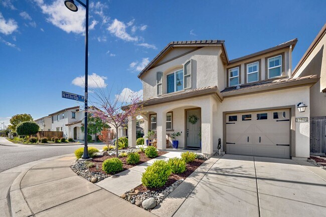 Building Photo - Designer Upgrades & Custom Touches in This Beautiful Rancho Cordova 3-Bedroom Home