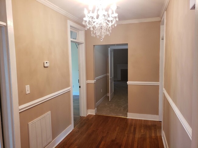 Building Photo - 129 Park Pl