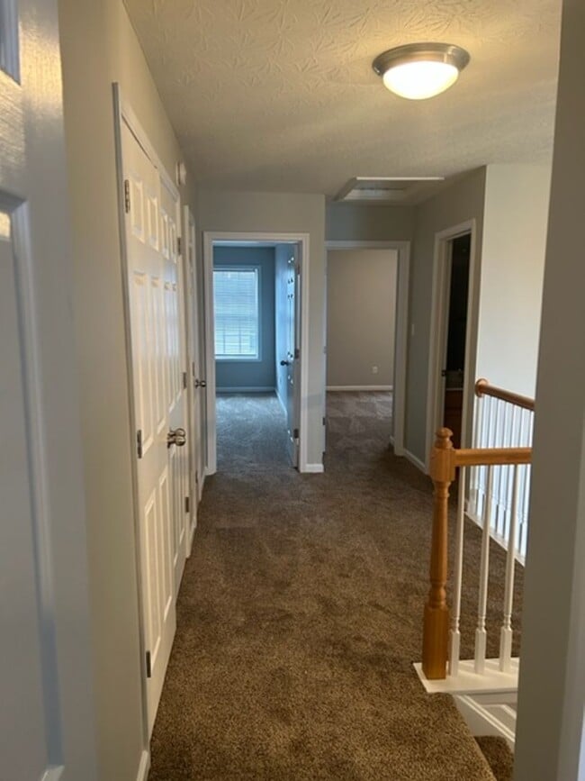 Building Photo - 230 Prescott Ln