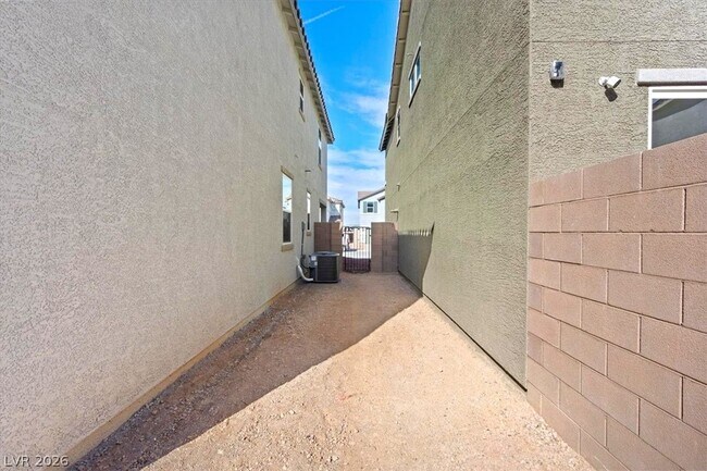 Building Photo - 9115 Vesey Ave