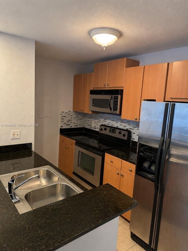 Building Photo - 1825 Palm Cove Blvd
