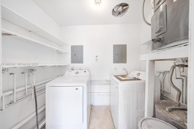 Building Photo - 6172 SW 44th St