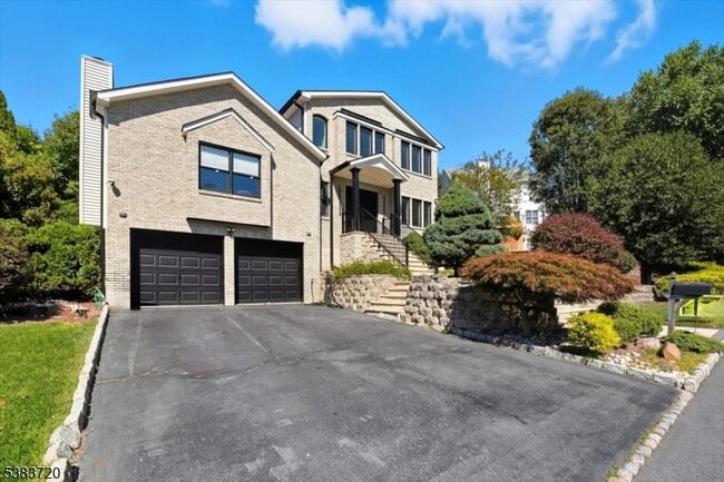 Building Photo - 41 Stirling Terrace