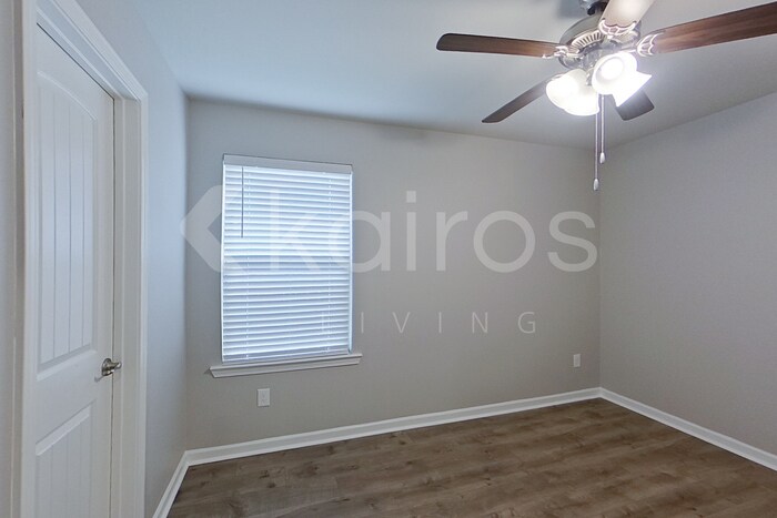 Building Photo - 126 Yardley Ct
