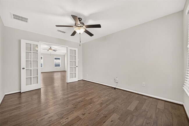 Building Photo - 26602 Yukon Straight Dr