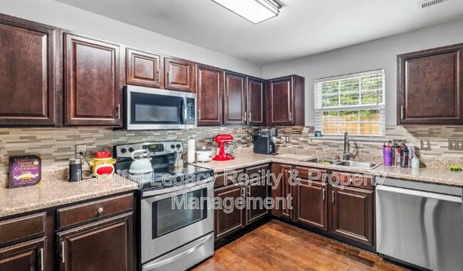 Building Photo - 5047 Mt Hope Dr