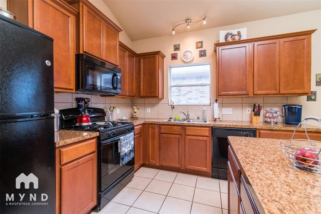 Building Photo - 15835 Marble Bluff Lane